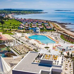 Prázdninový areál Arena Grand Kazela Homes